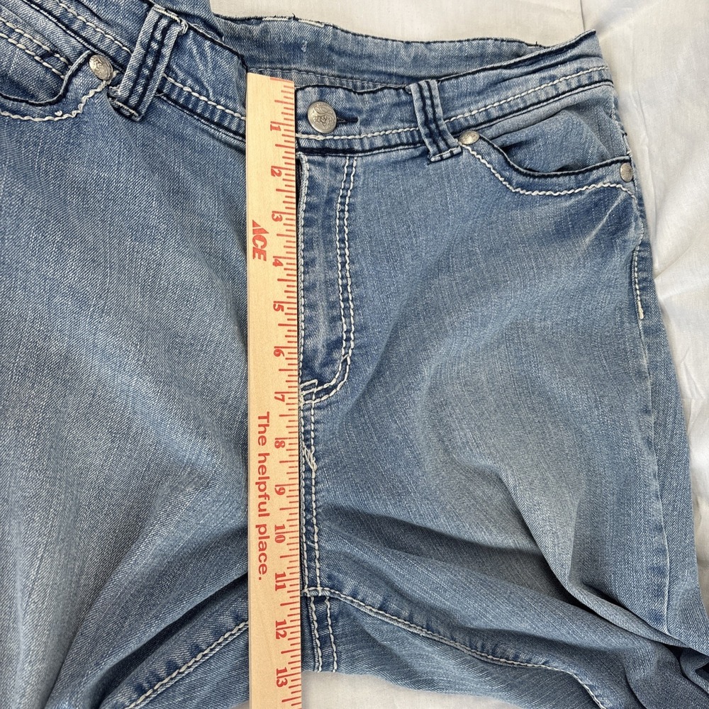 Style & Co Capris Womens Sz 16 Blue Denim w/ Rhinestones & Embroidery On Pockets - Picture 13 of 16
